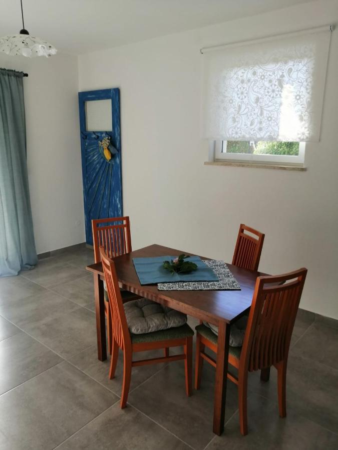 Apartman Kuca Moni