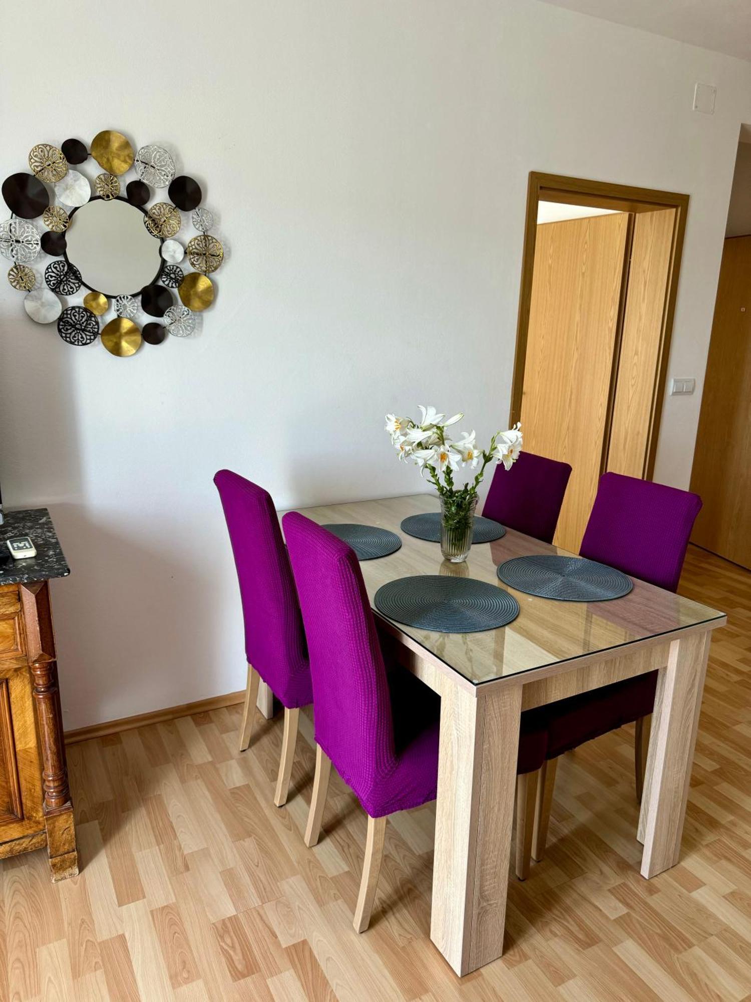 Apartman Kuca Moni *
