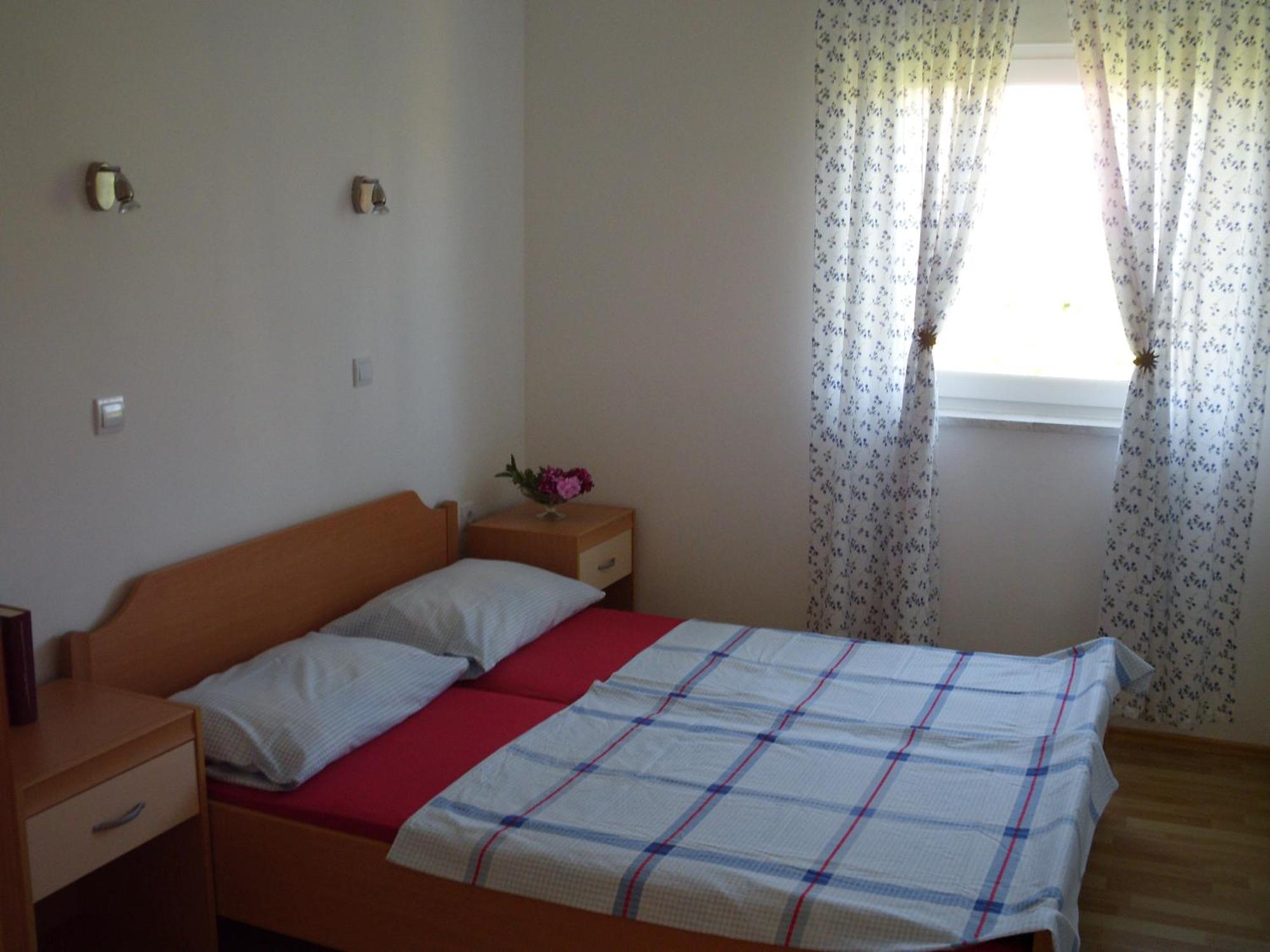 Apartman Kuca Moni *